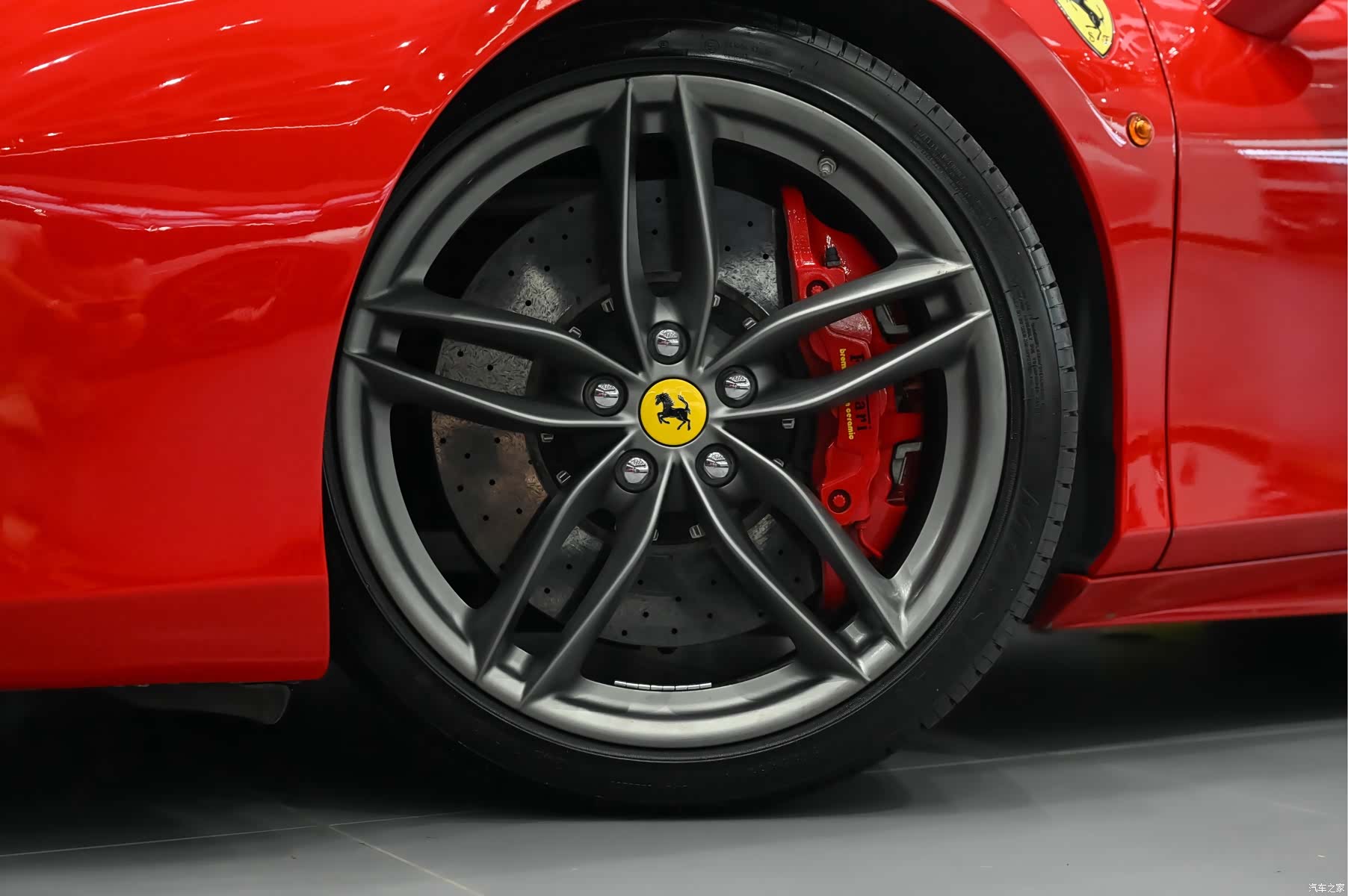 Ferrari 488, 2018 19