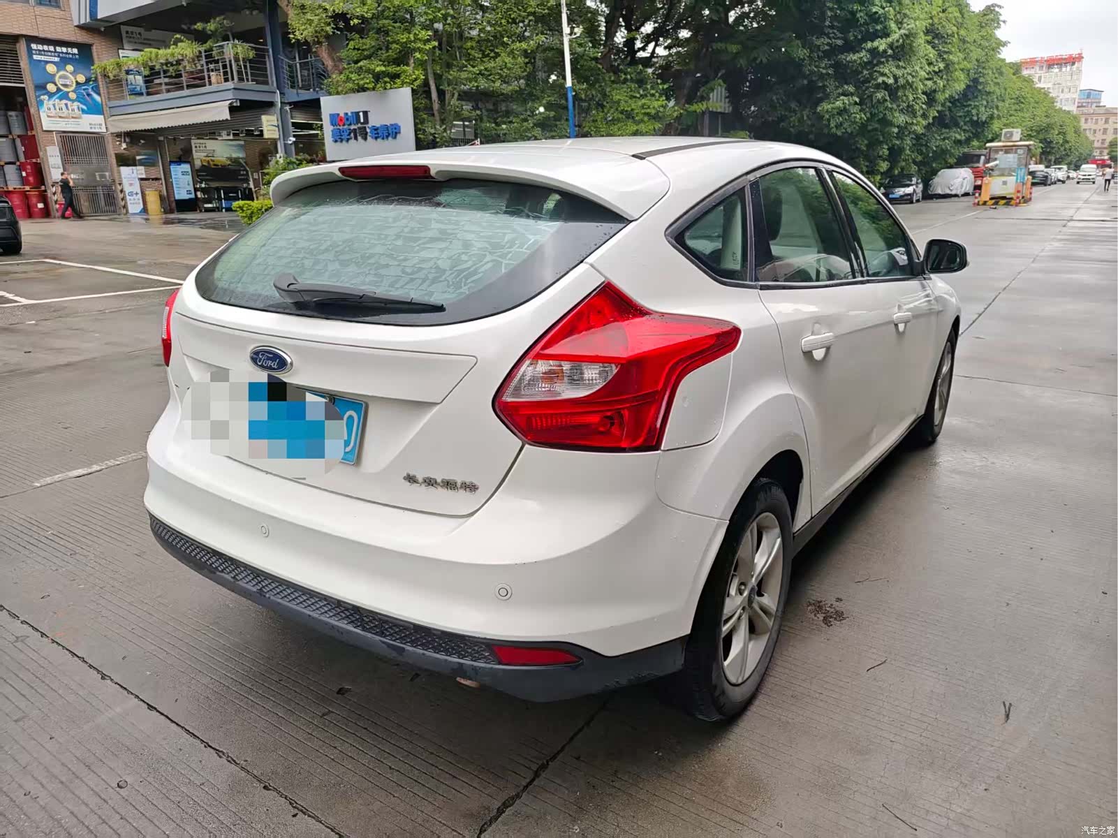 Ford Focus, 2014 7