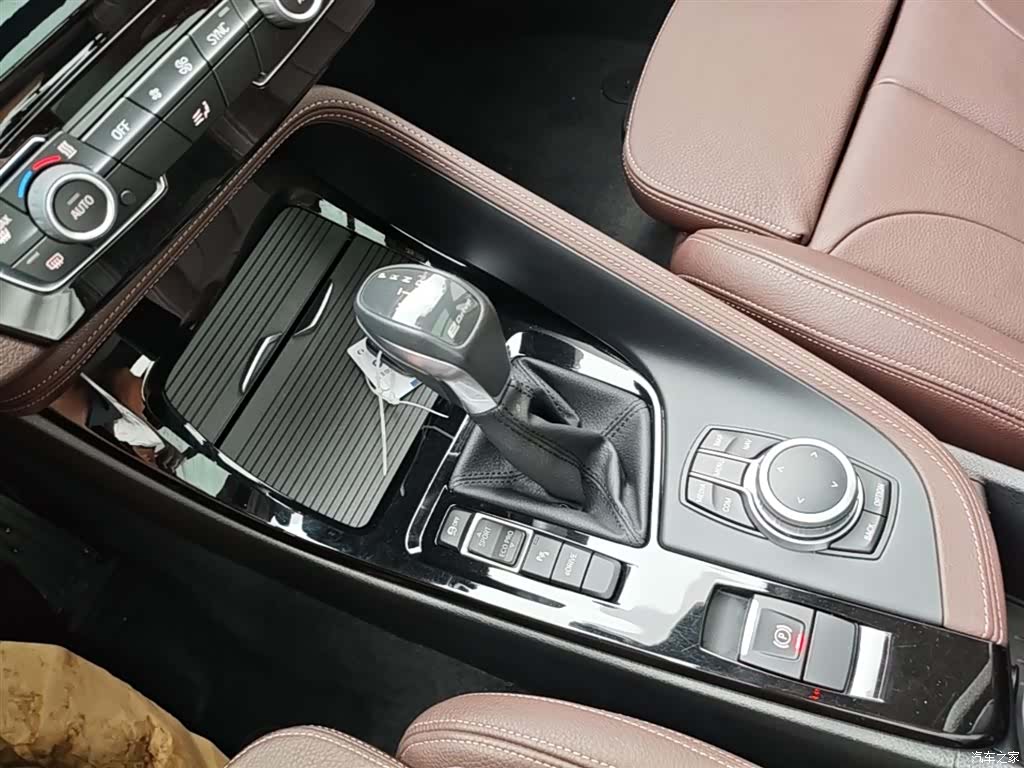 BMW X1, 2019 10
