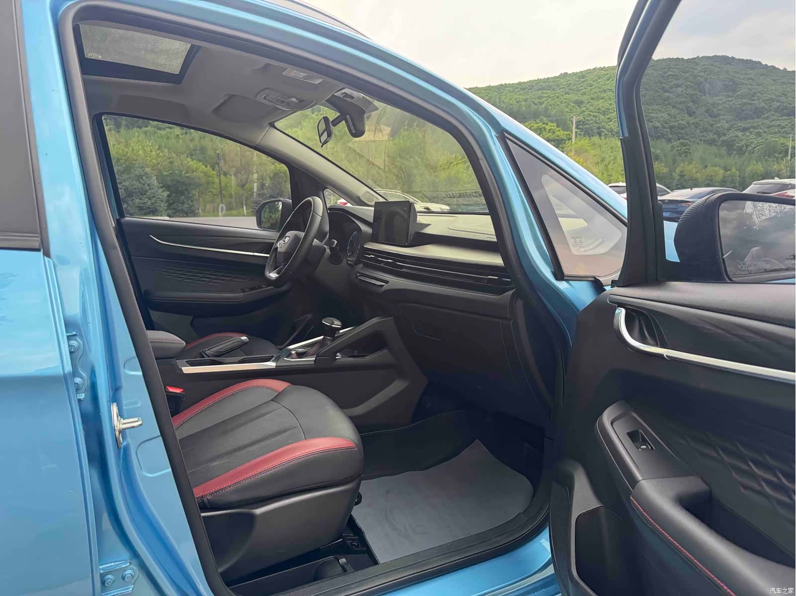 Geely X3, 2021 10