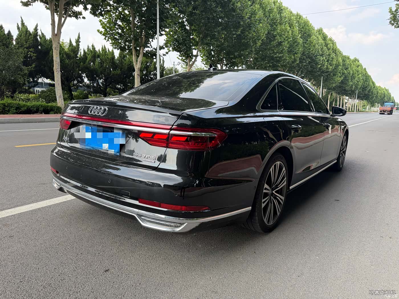 Audi A8L, 2019 3