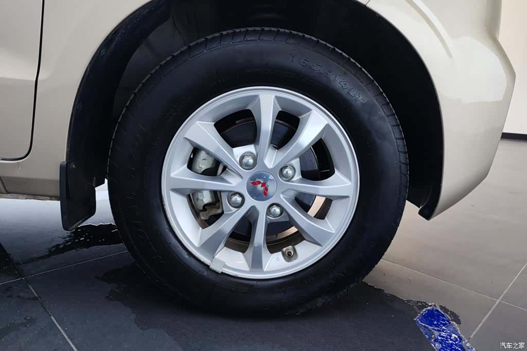 Wuling Hongguang, 2022 6