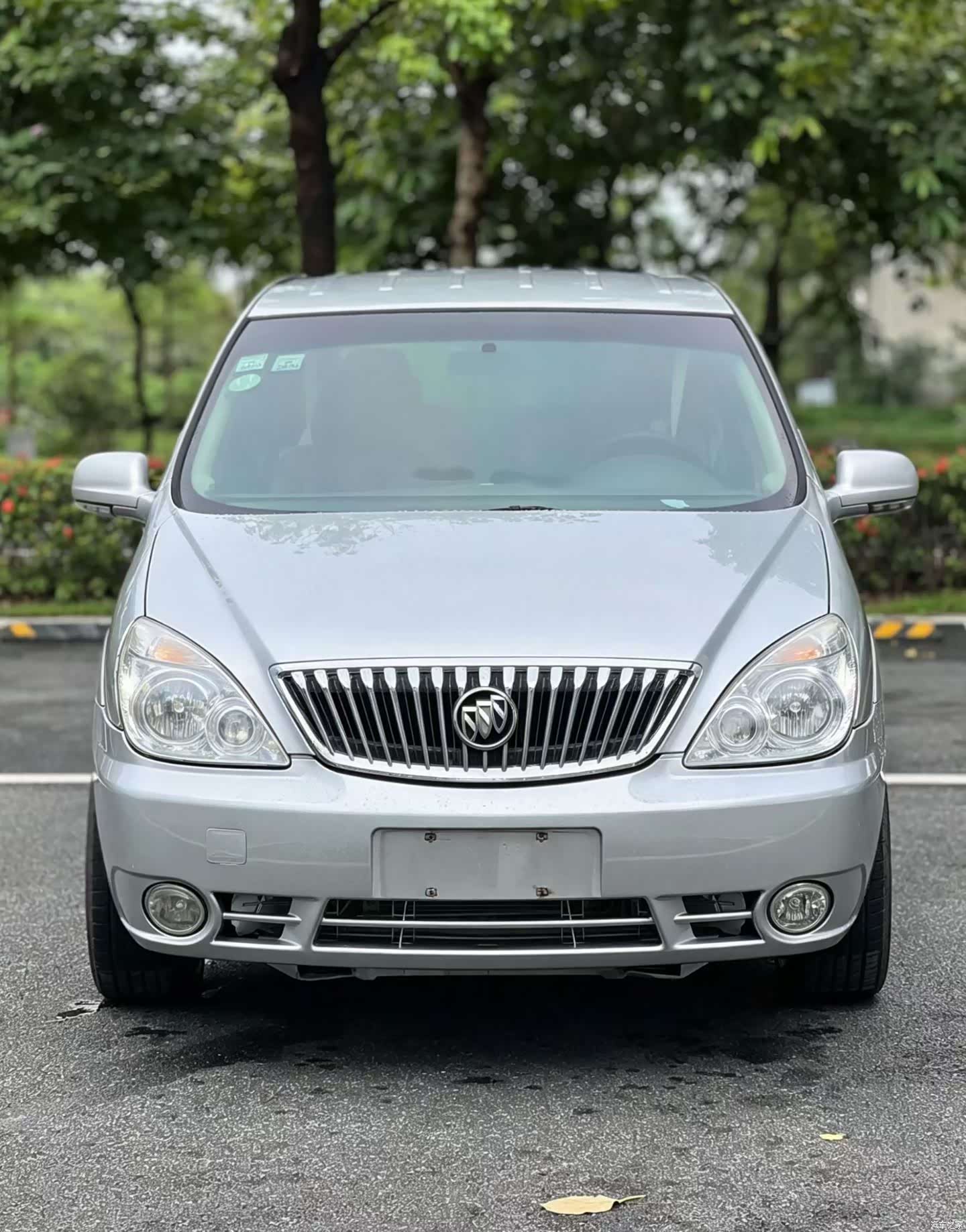 Buick GL8, 2013 3