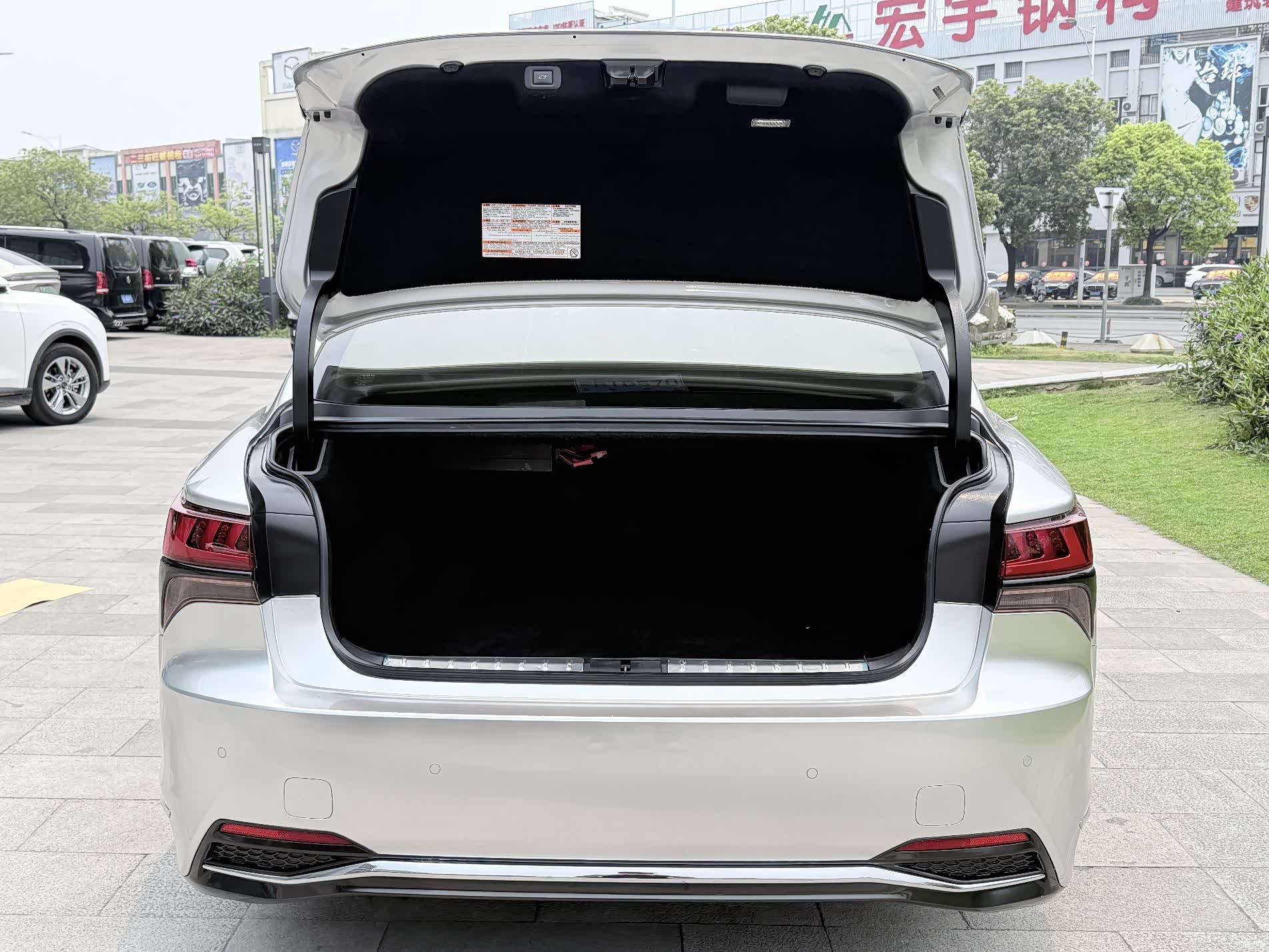 Lexus LS, 2021 20