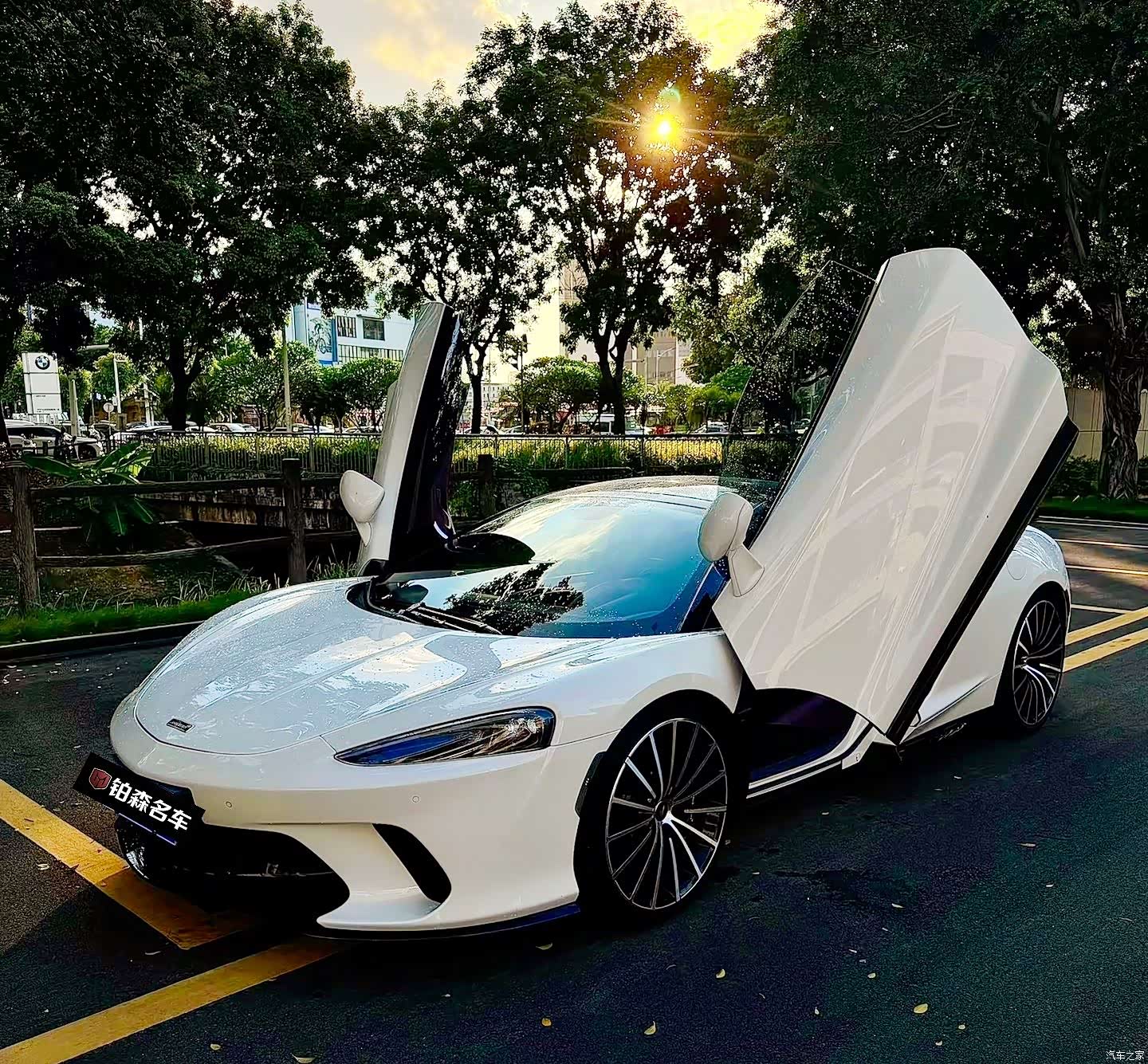McLaren GT, 2023 2