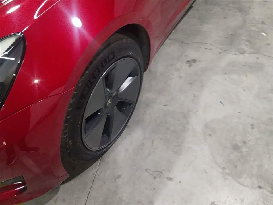 Tesla Model 3 Tesla Model 3