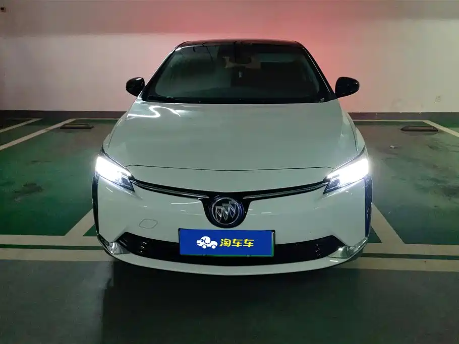 Buick Slightly blue 6