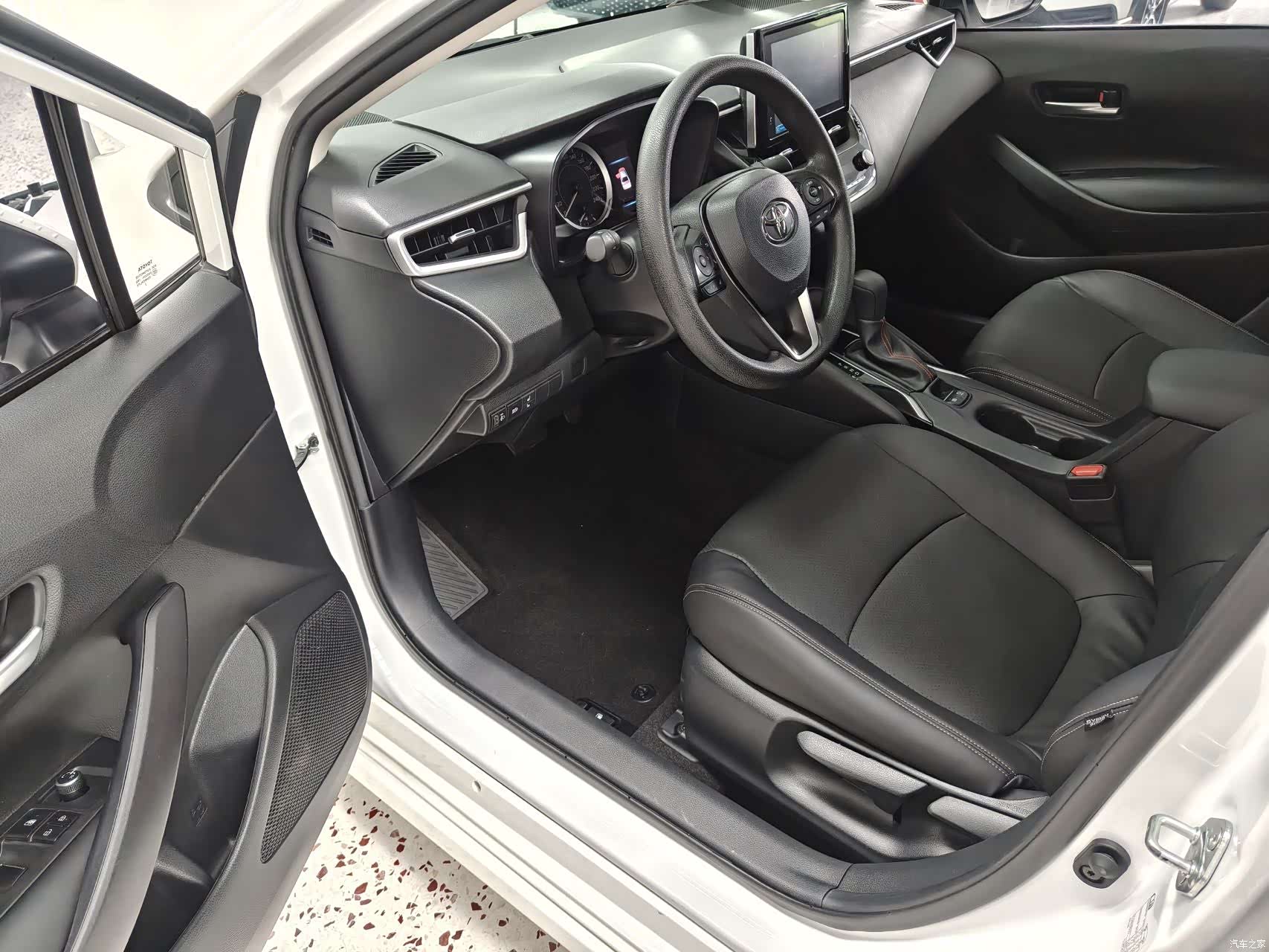Toyota Corolla, 2022 все фото