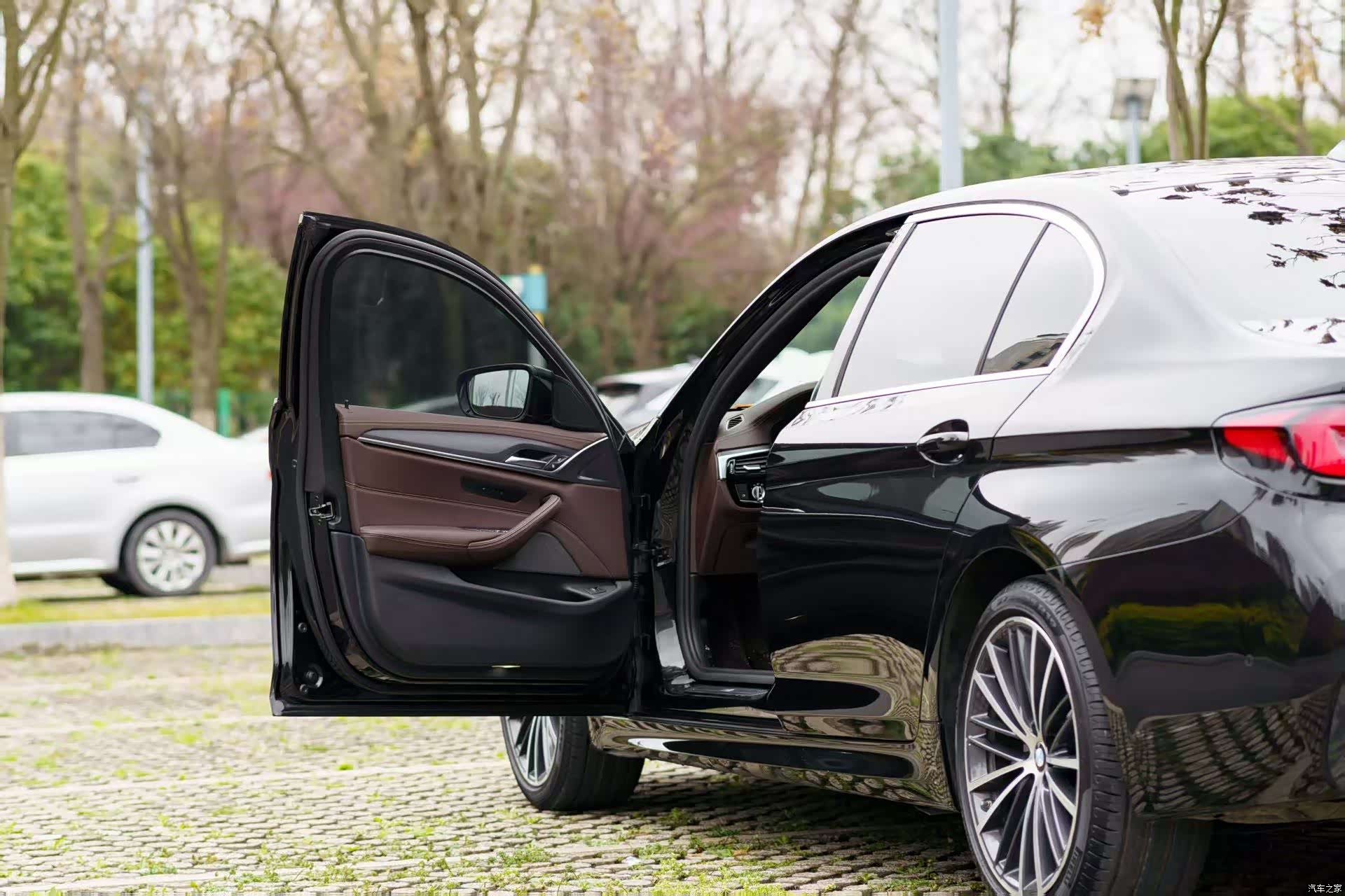 BMW 5 Series, 2021 8