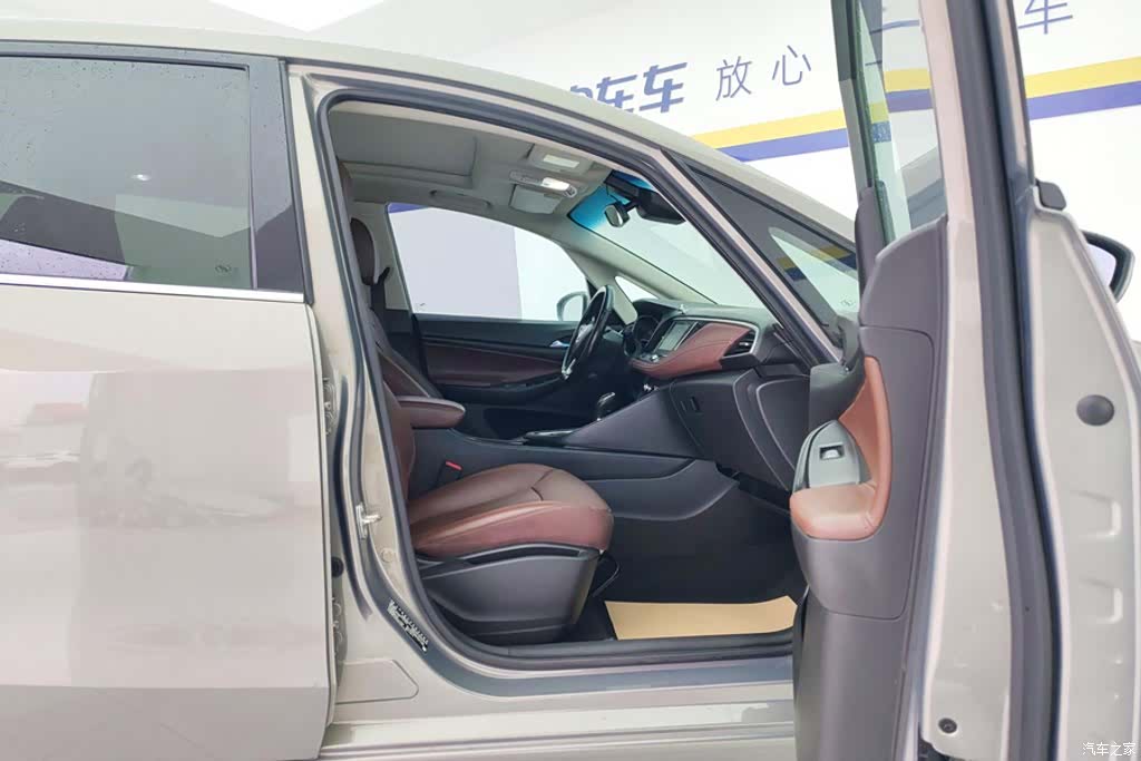 Buick GL6, 2020 8
