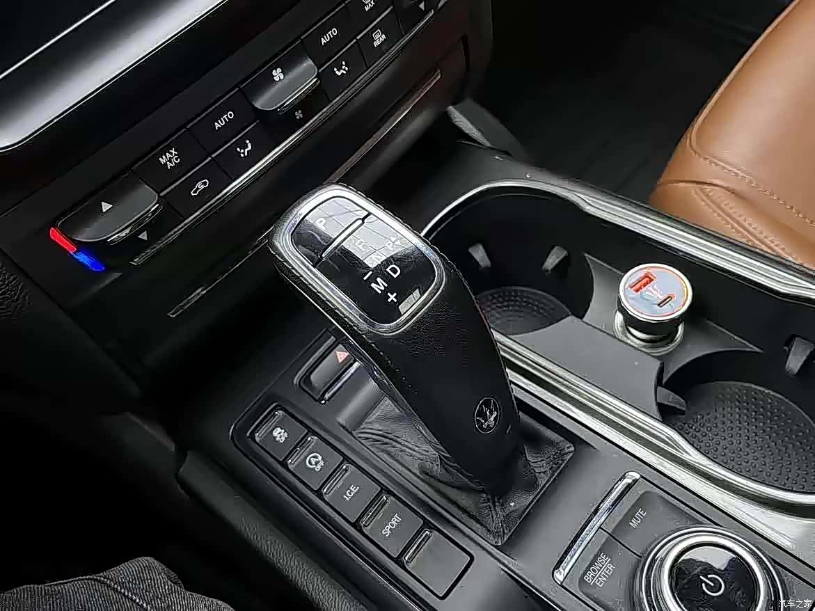 Maserati Ghibli, 2021 14