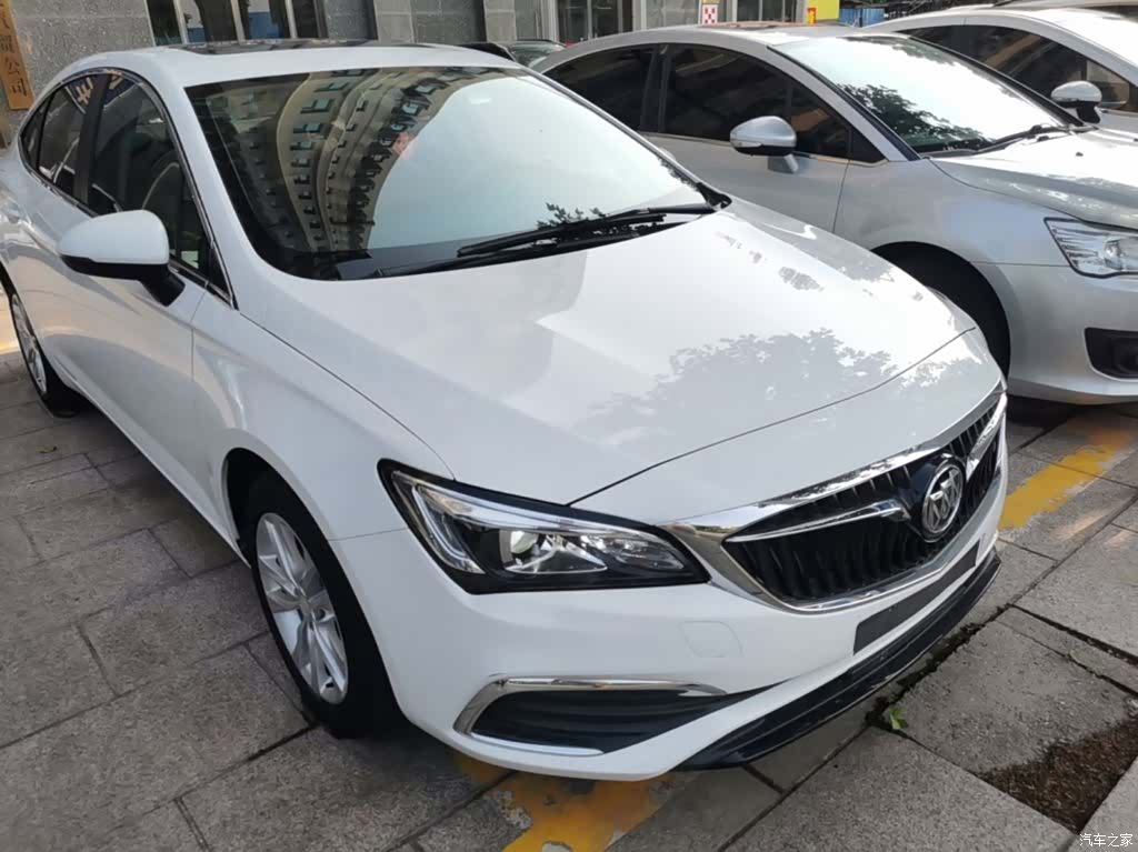 Buick Verano, 2018 4