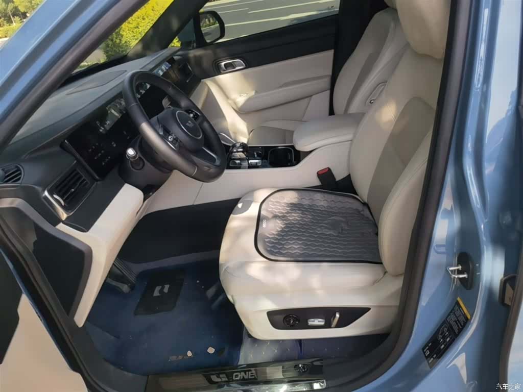 Li Auto ONE, 2021 15