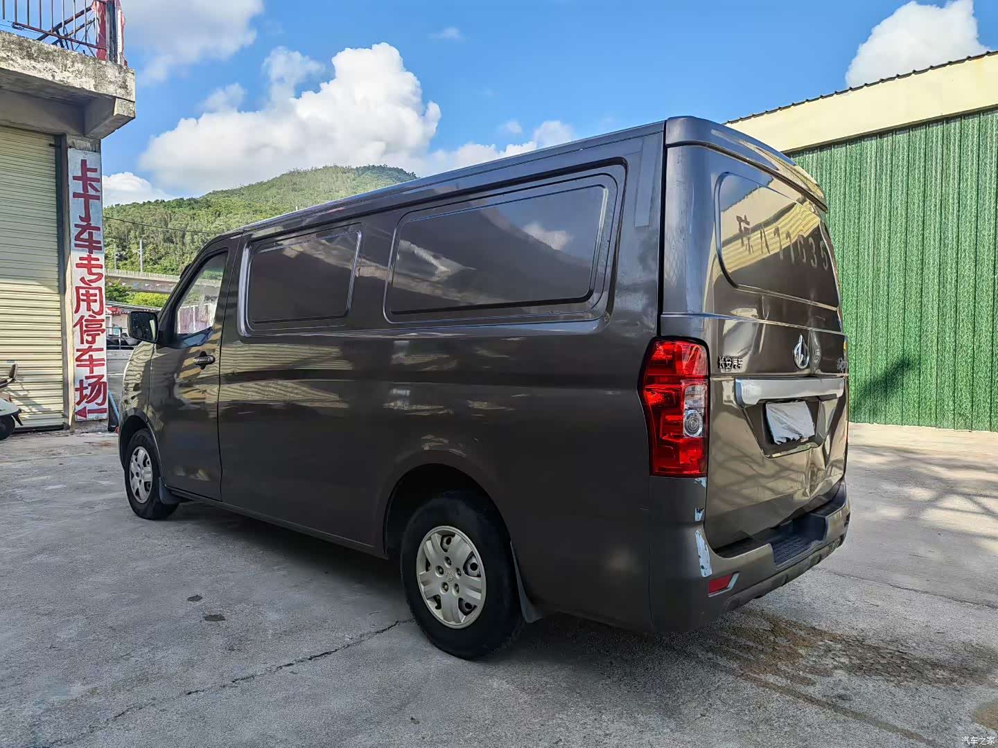 Changan M80, 2013 4
