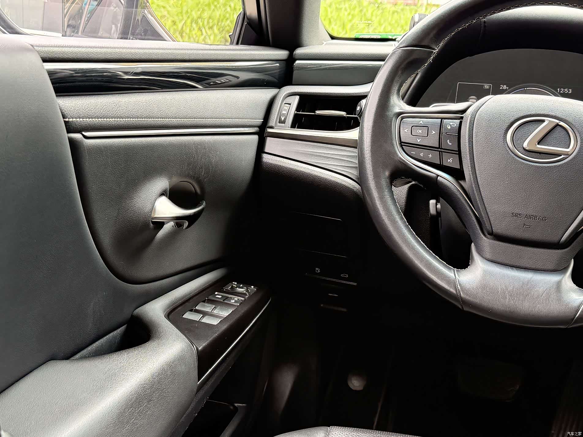 Lexus ES, 2018 14