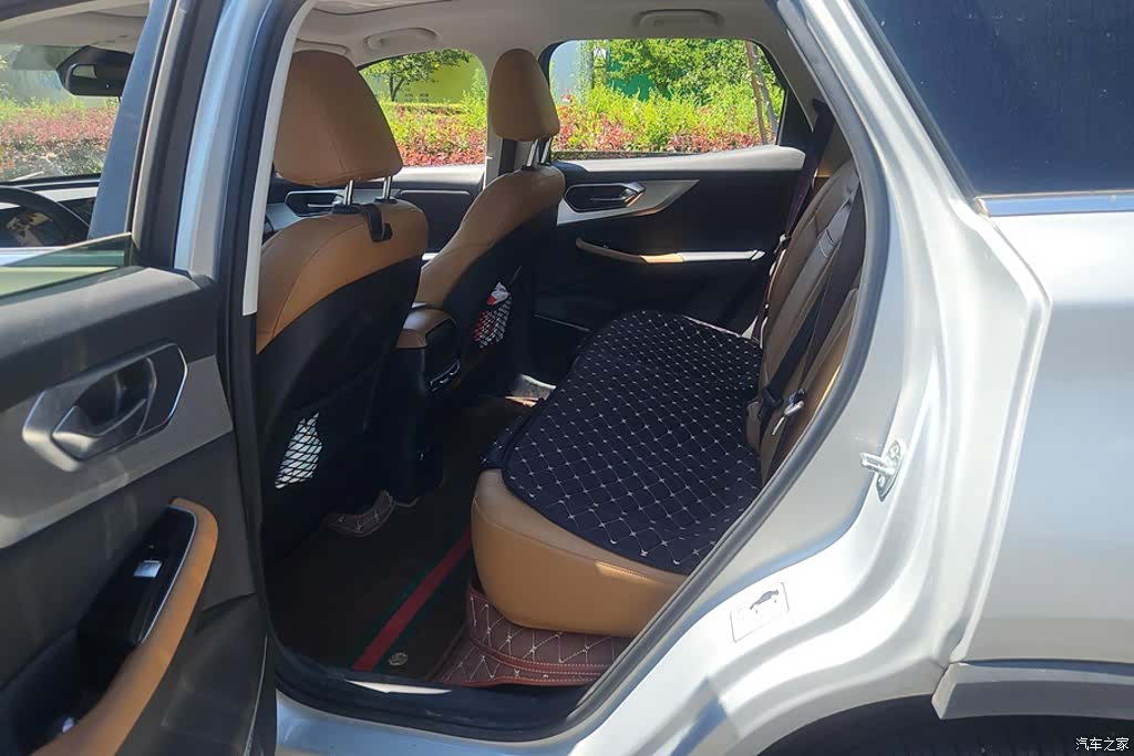 BAIC X7, 2021 11