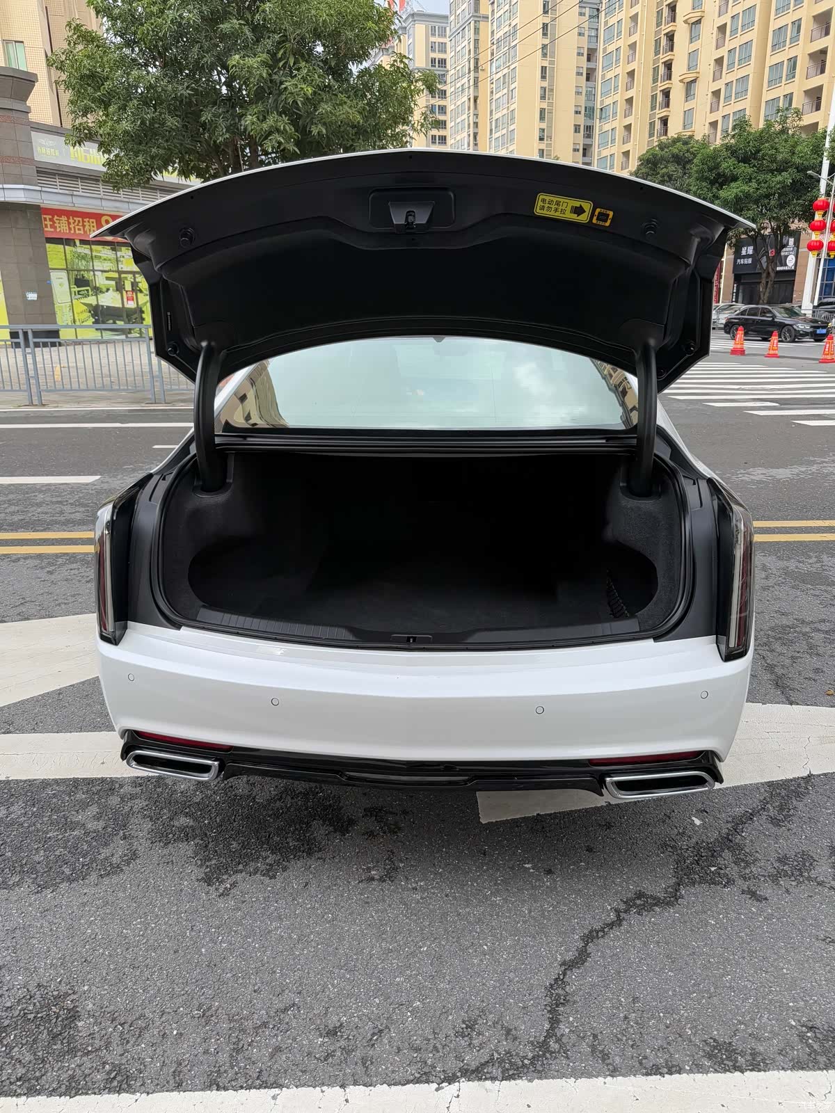 Cadillac CT6, 2024 11