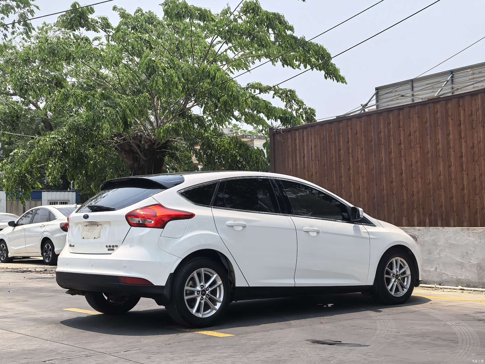 Ford Focus, 2015 10