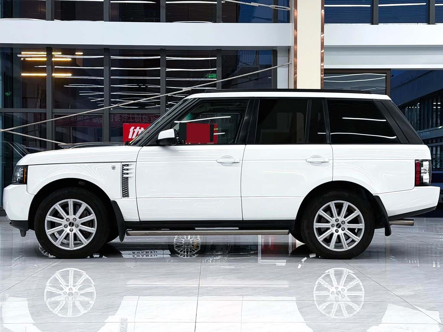 Land Rover Range Rover, 2011 3