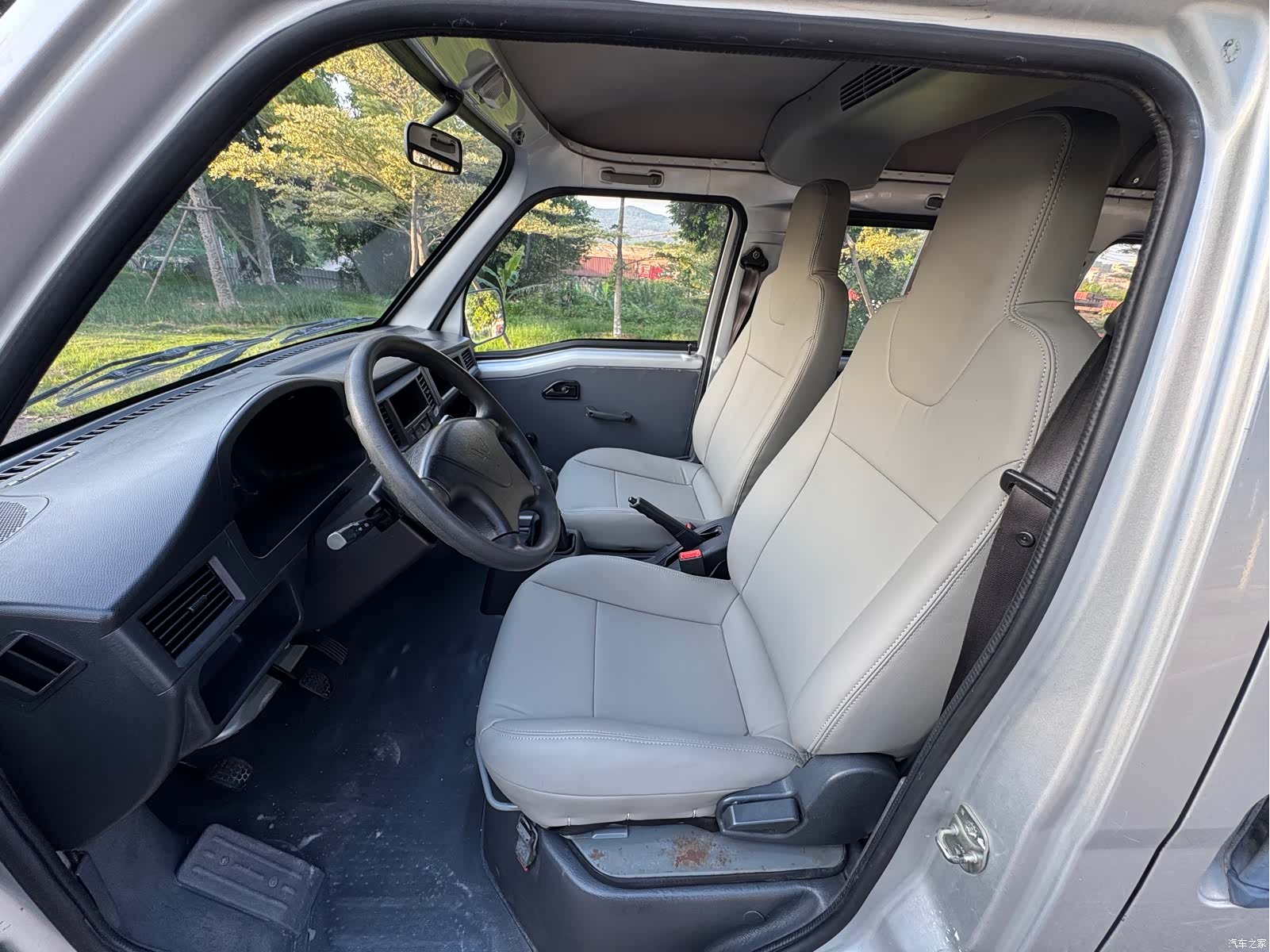 Wuling VI, 2020 4