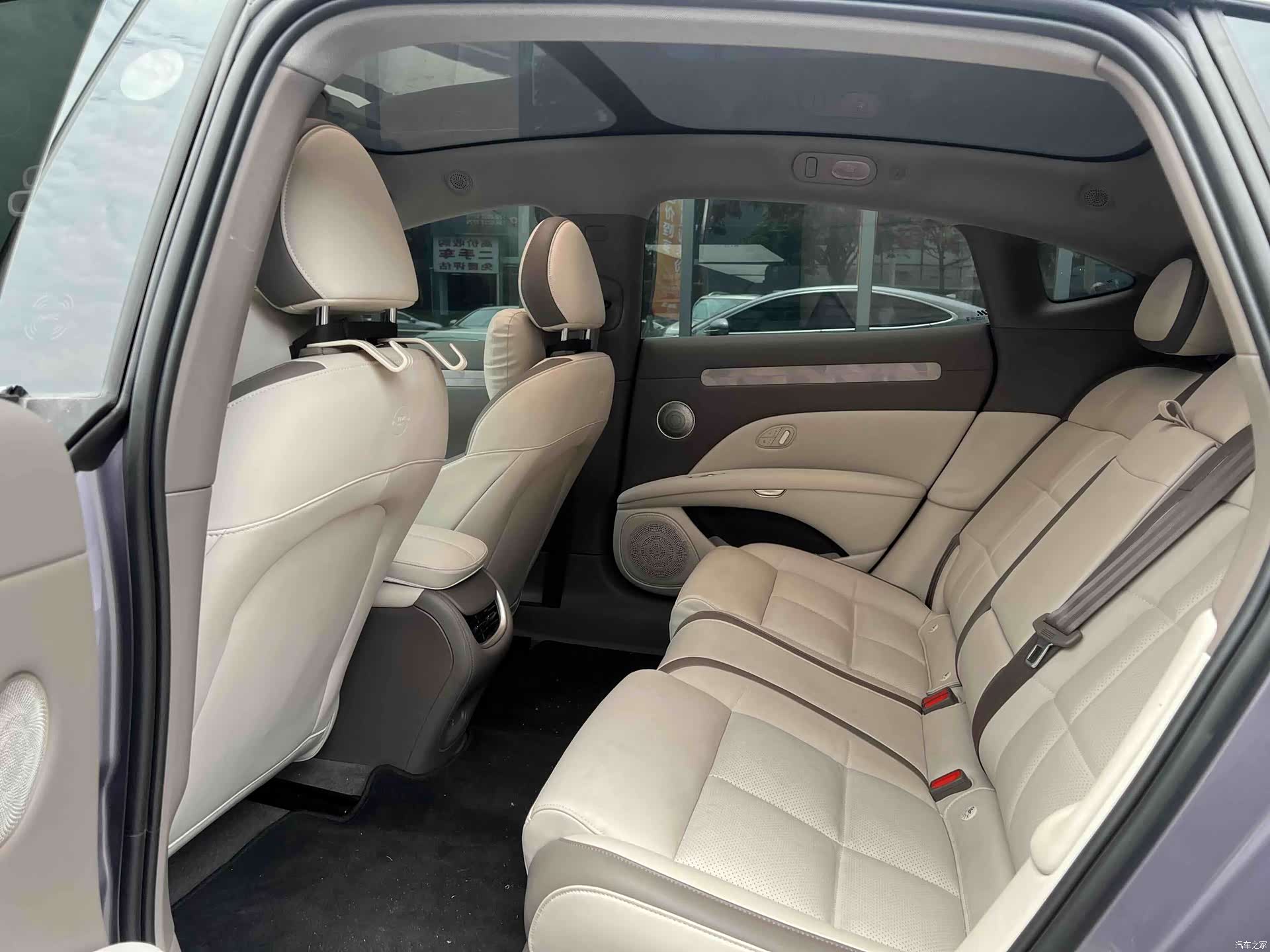 IM Motors L6, 2025 4