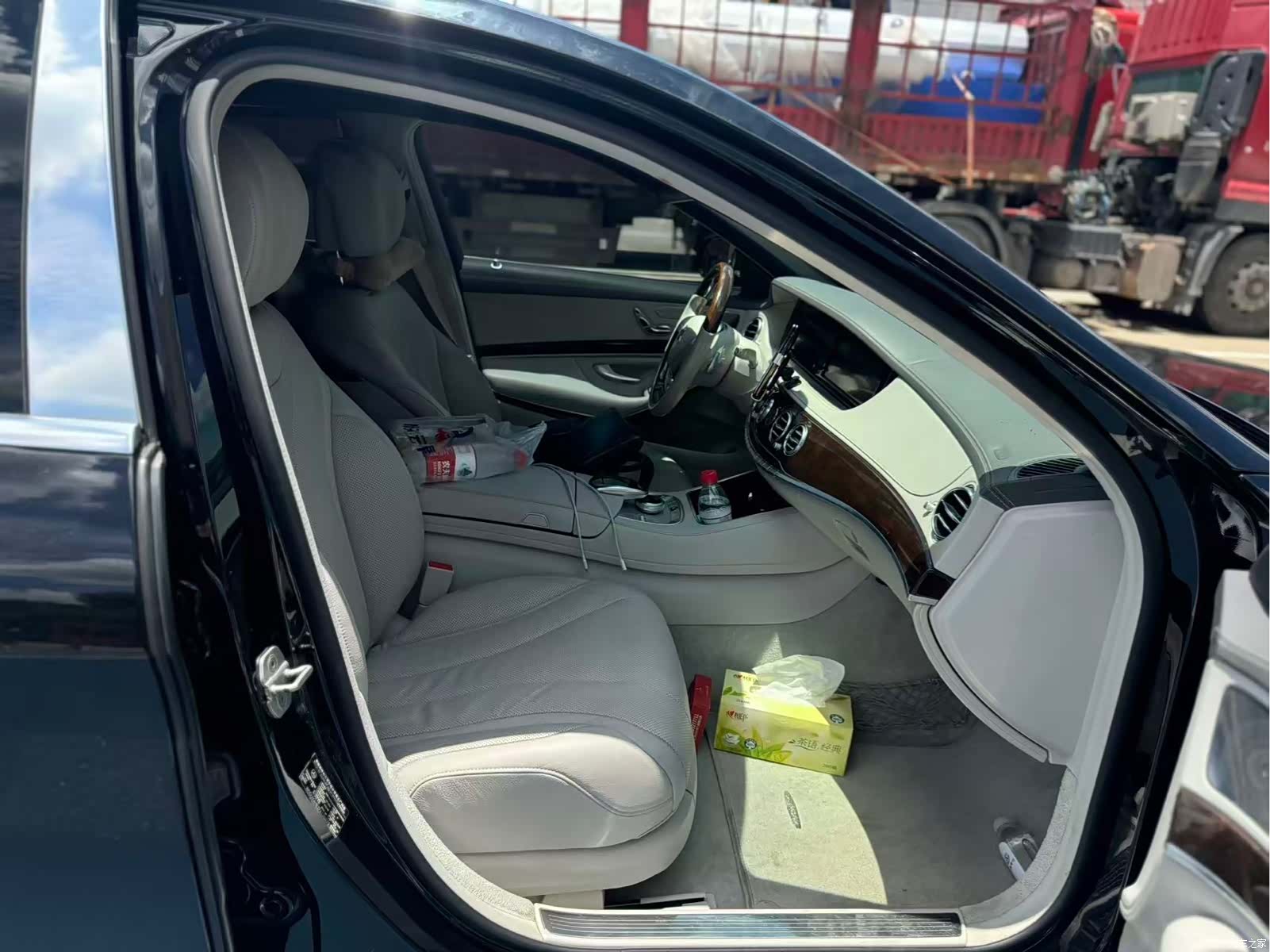 Maybach S-Class, 2015 10