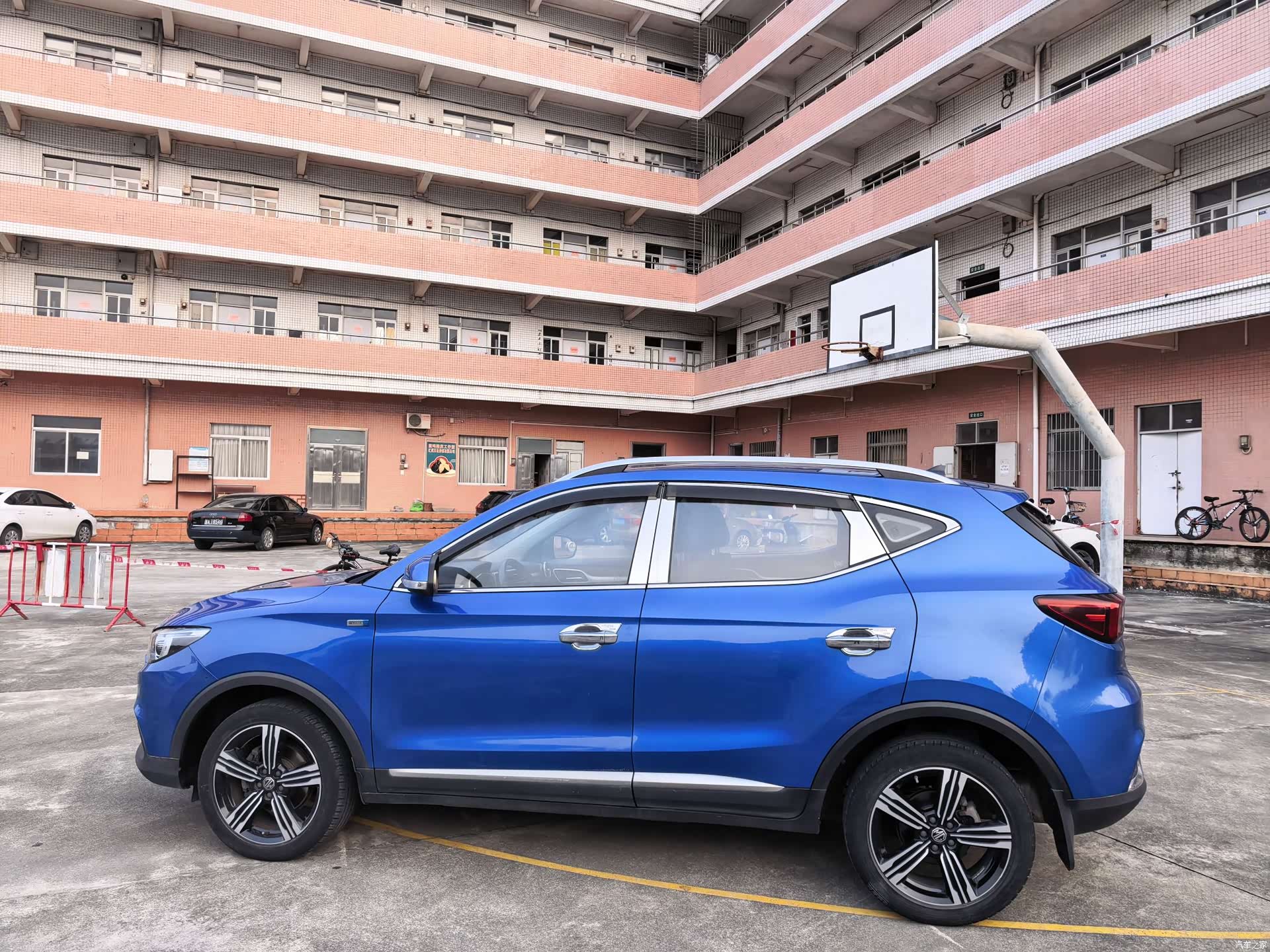MG ZS, 2019 9