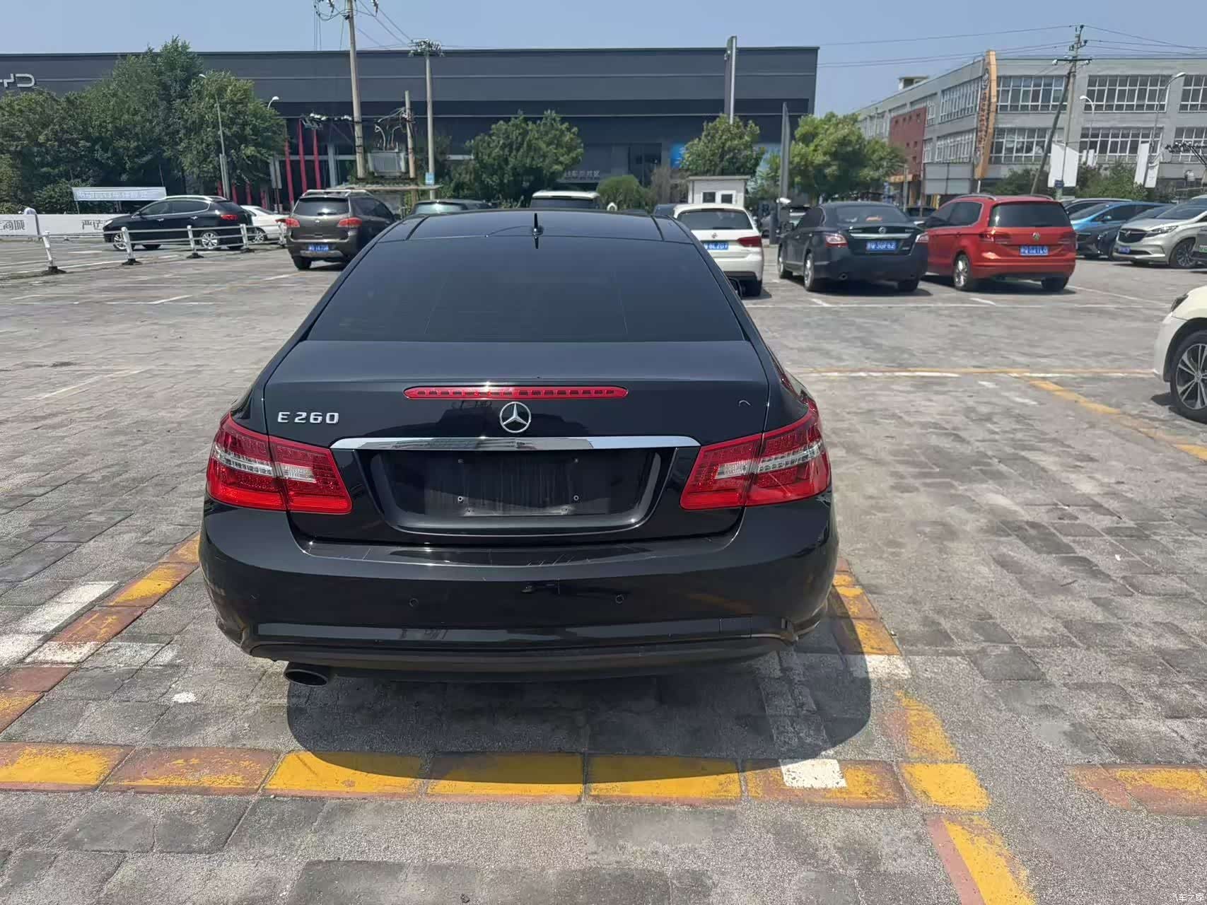 Mercedes-Benz E-Class, 2013 9