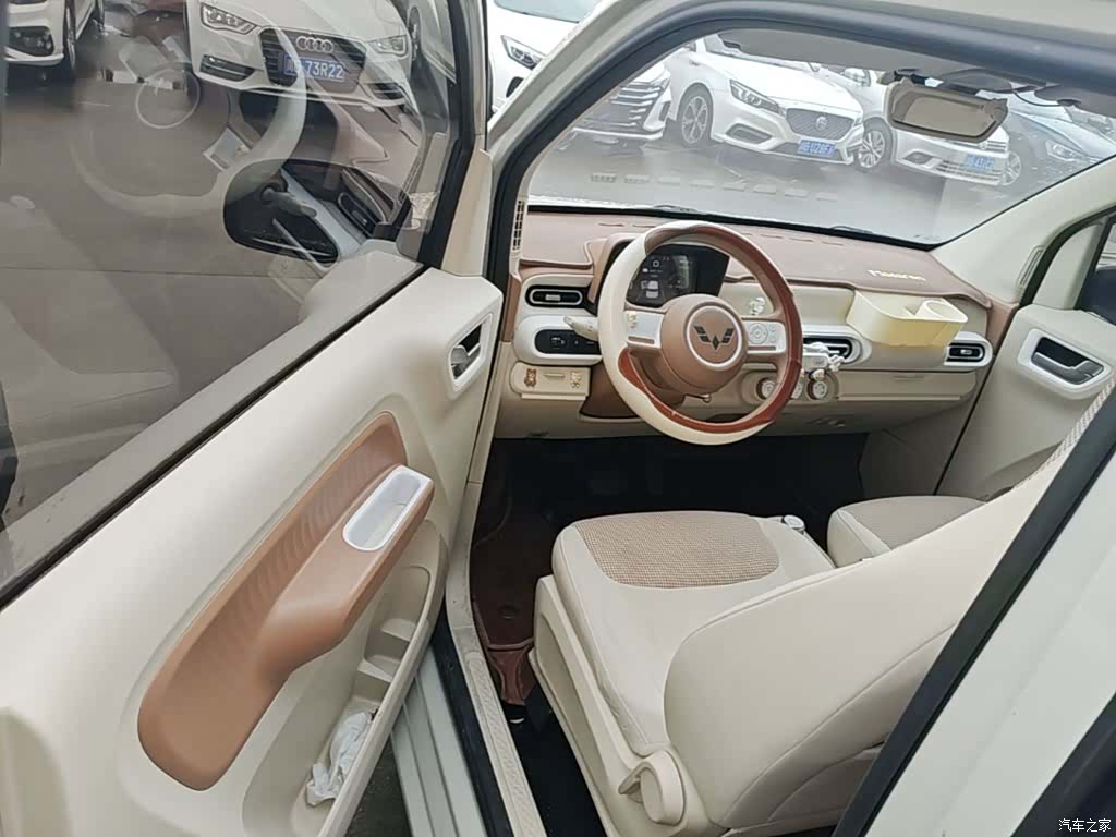 Wuling MINIEV, 2024 16