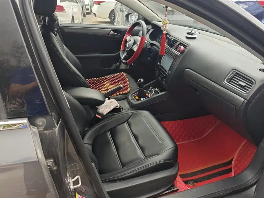Volkswagen Sagitar Volkswagen Sagitar