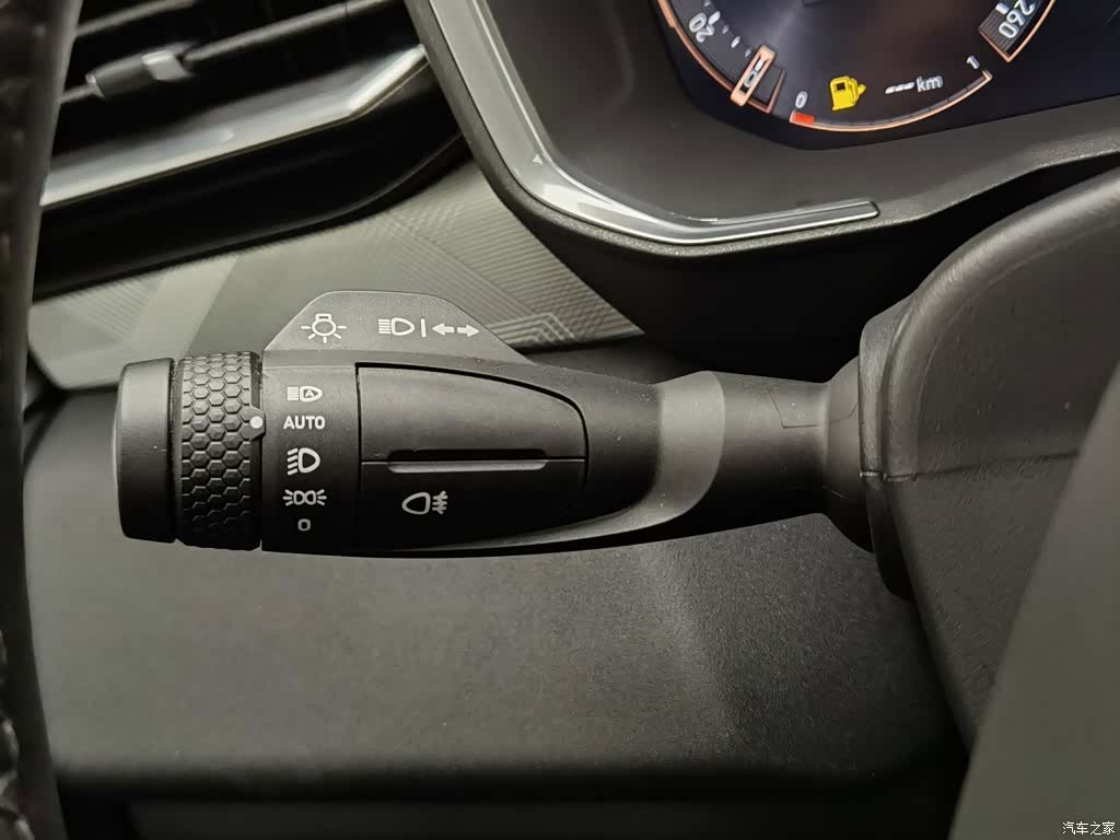Lynk & Co 01, 2021 21