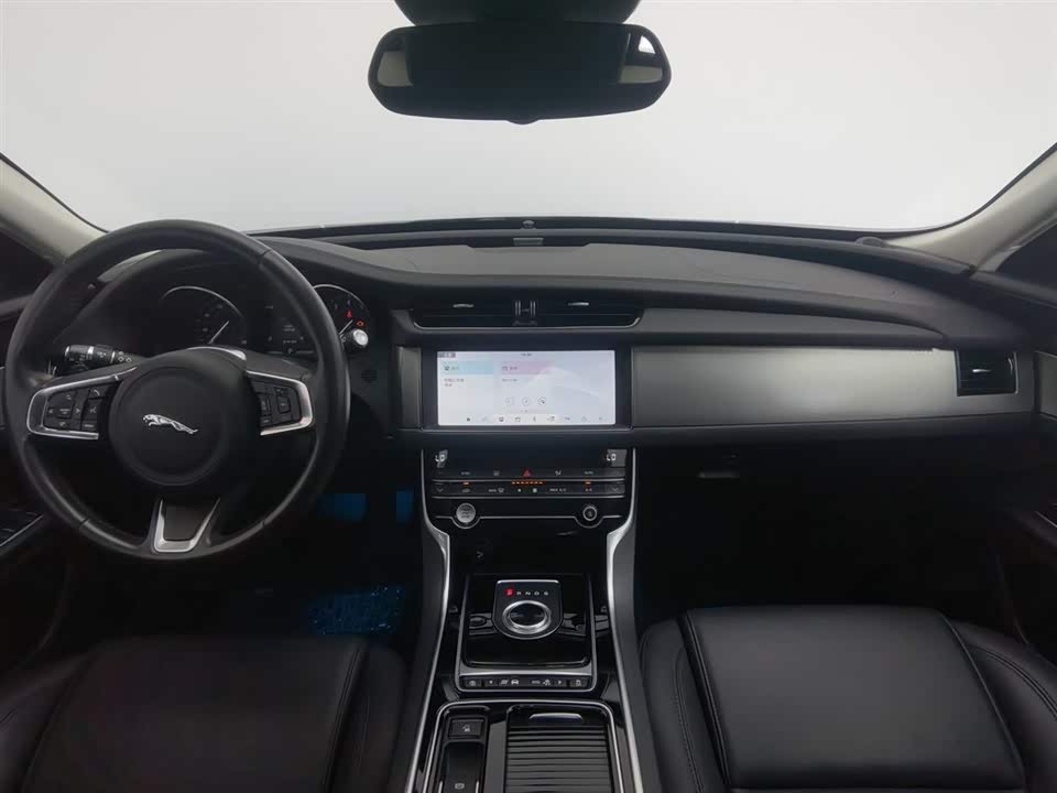 Jaguar XFL