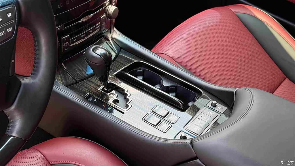 Lexus LS, 2009 11