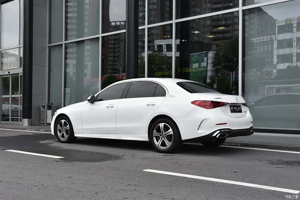 Mercedes-Benz C-Class, 2022 4