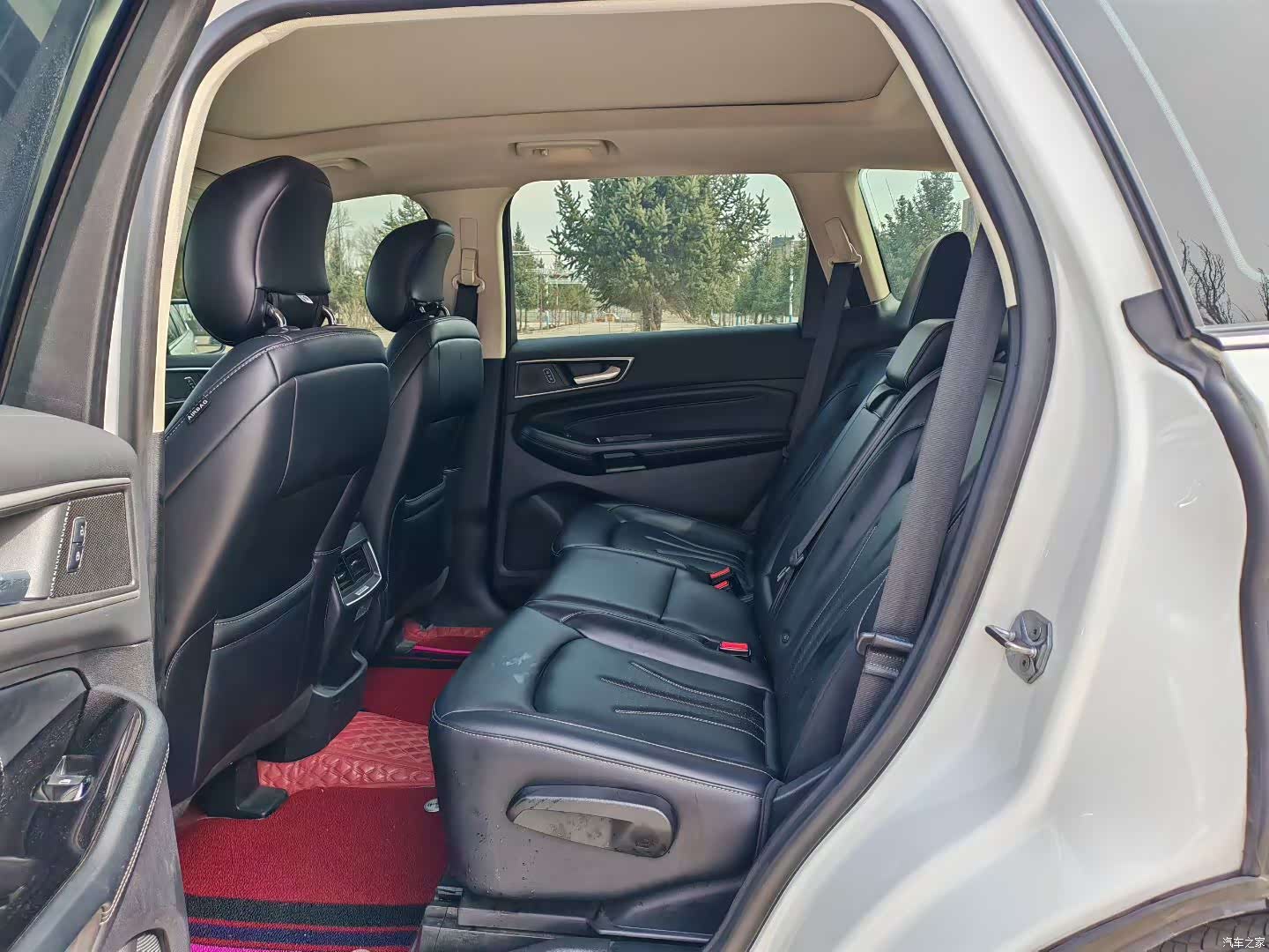 Ford Edge, 2021 4