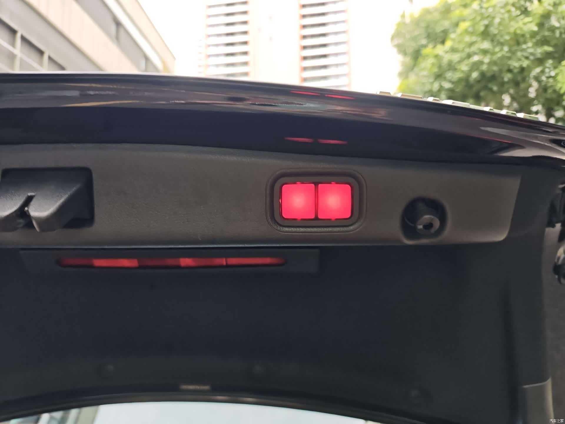Mercedes-Benz E-Class, 2021 14