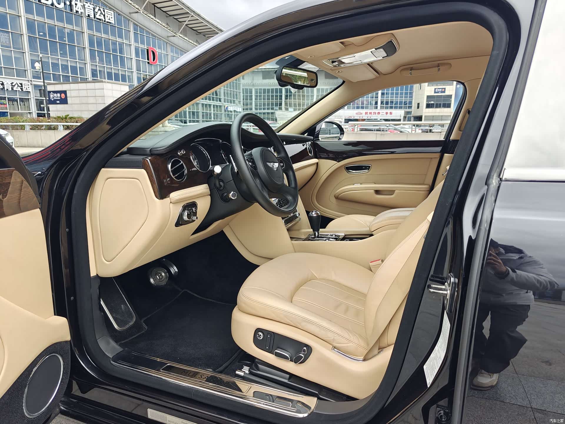 Bentley Mulsanne, 2013 17