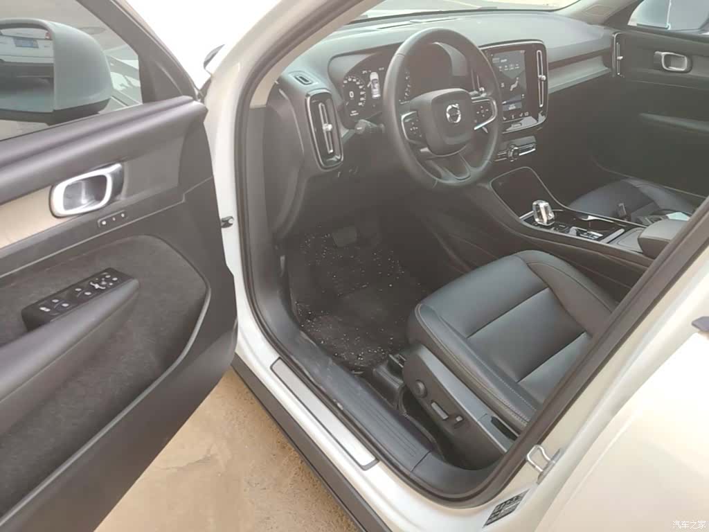 Volvo XC40, 2019 16