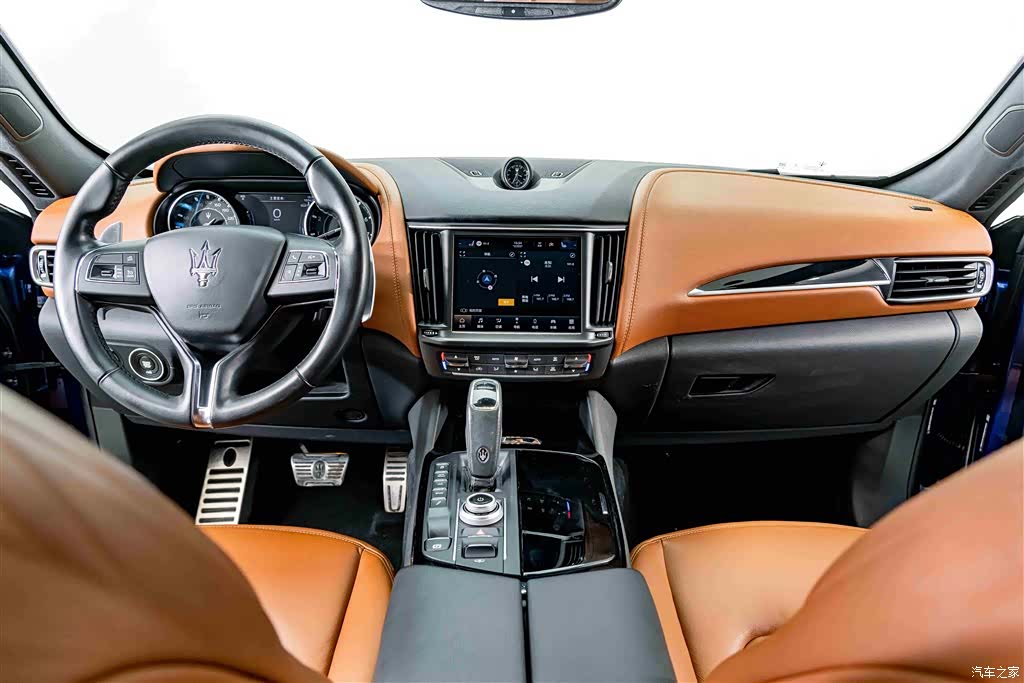 Maserati Levante, 2021 12