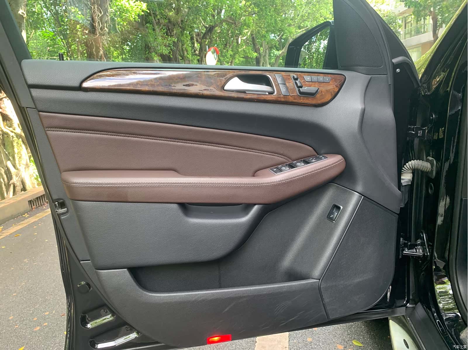 Mercedes-Benz M-Class, 2015 20
