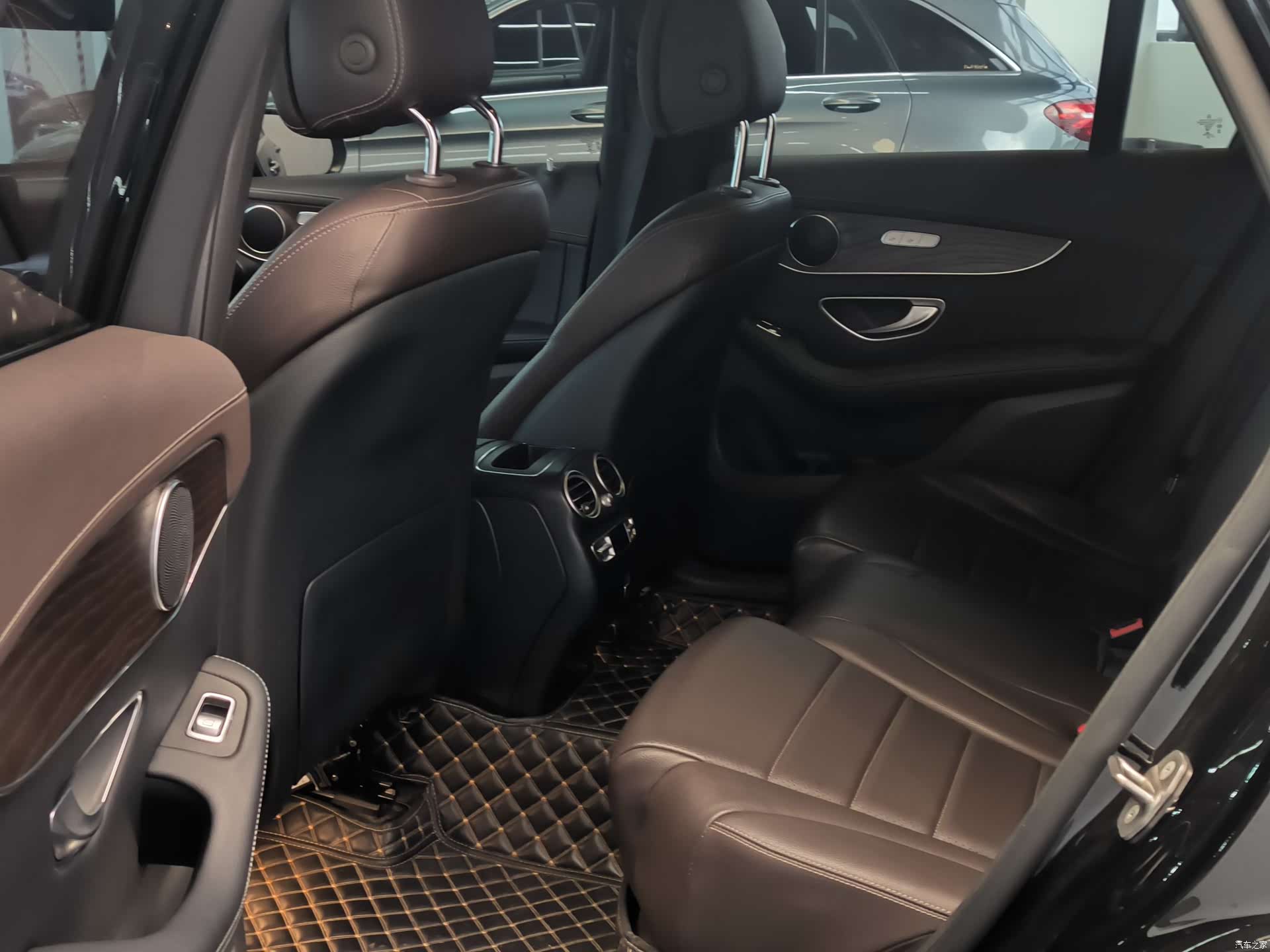 Mercedes-Benz GLC, 2022 11