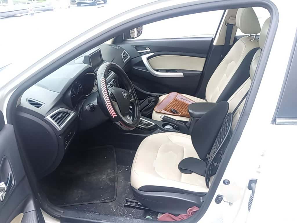 Changan V7, 2016 11