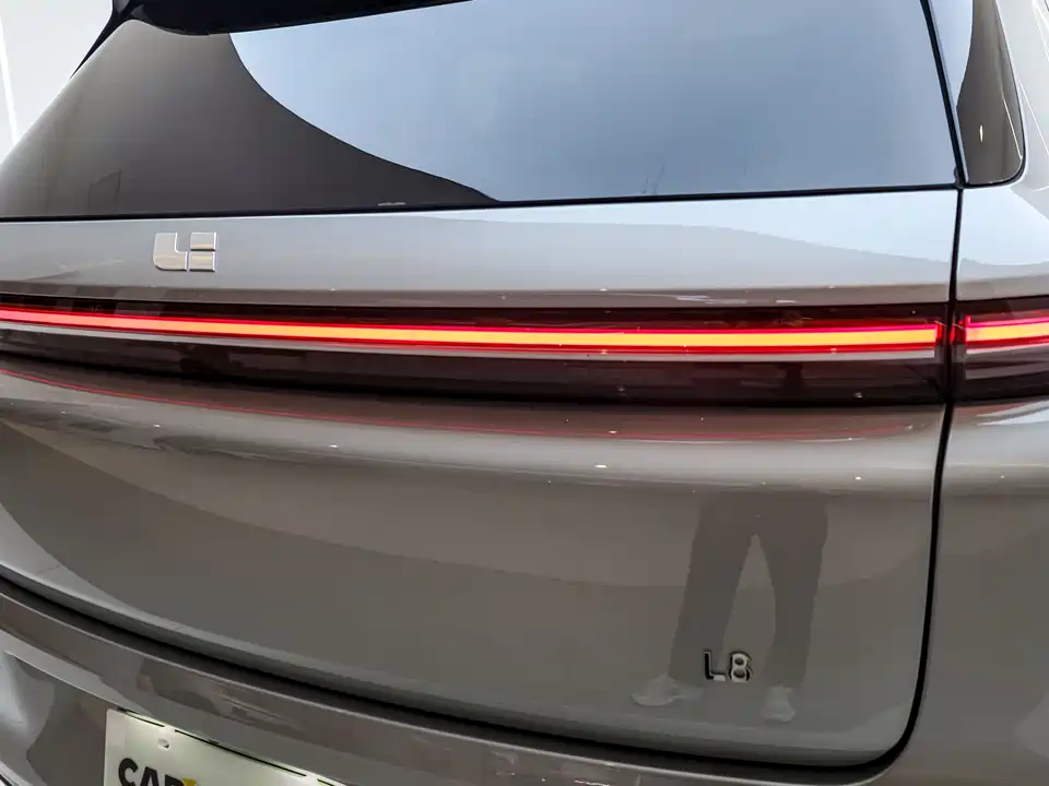 Li Auto Ideal L8