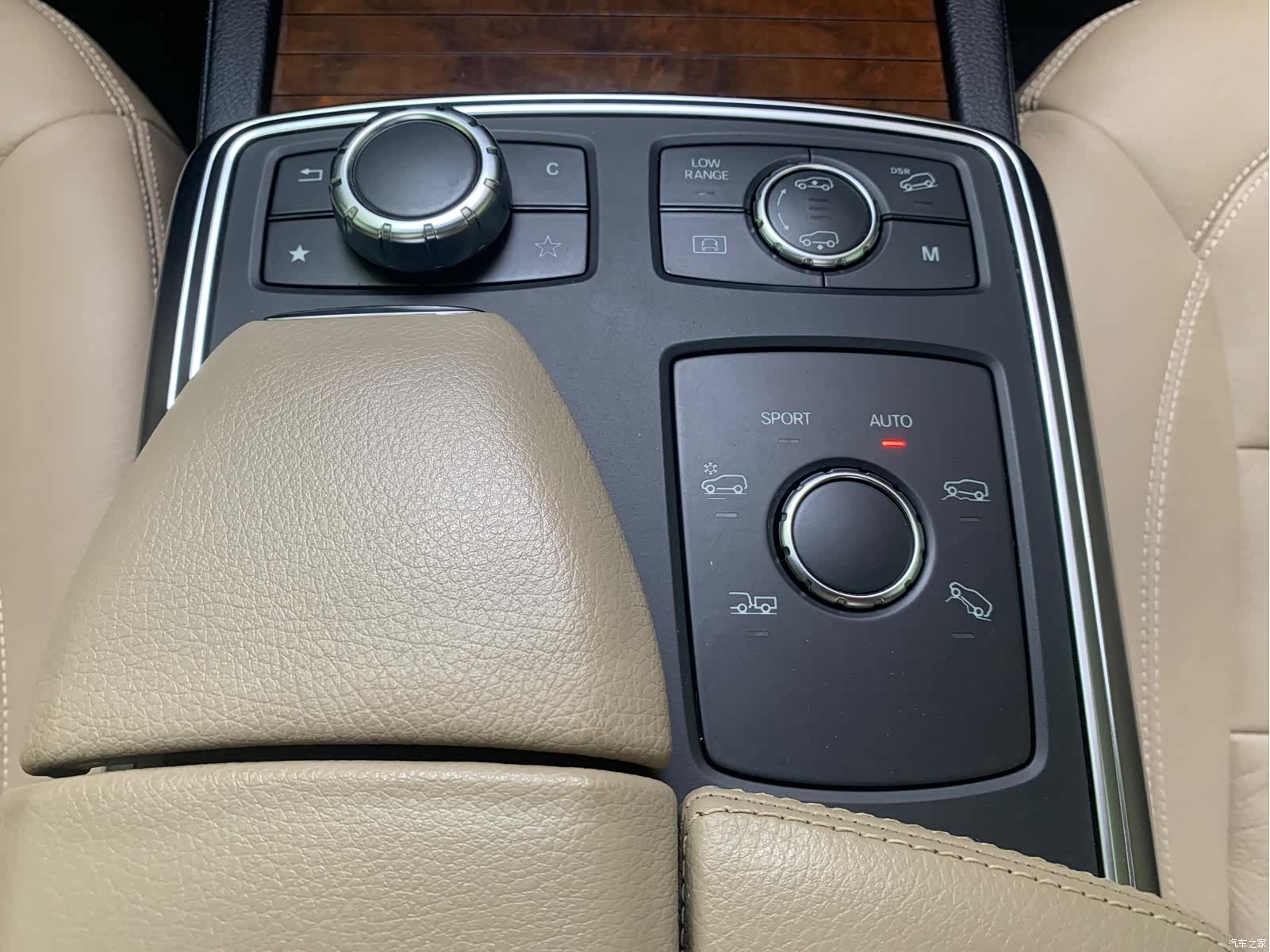 Mercedes-Benz M-Class, 2015 12