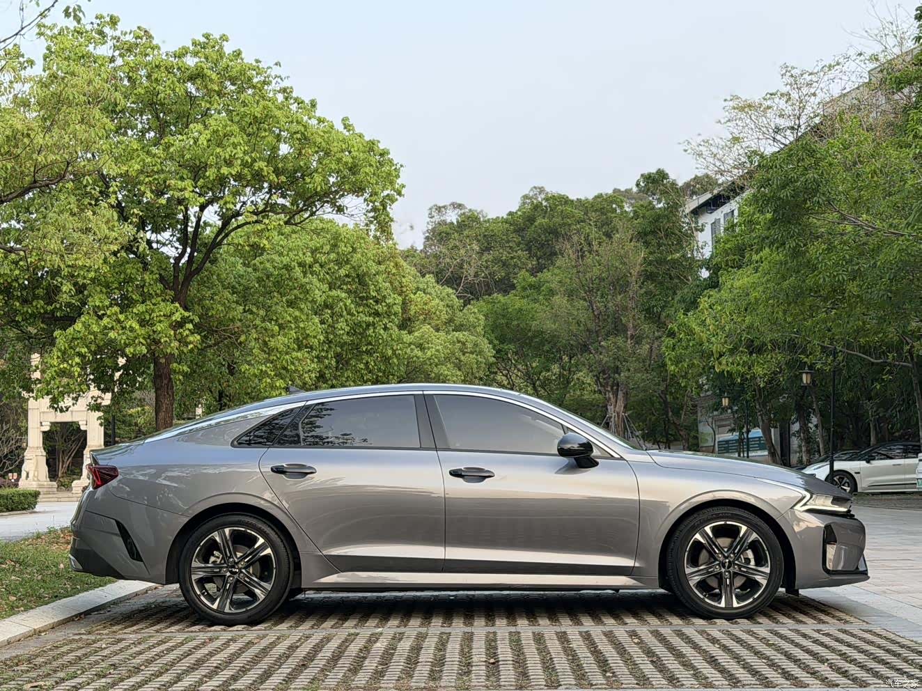 Kia K5, 2021 4
