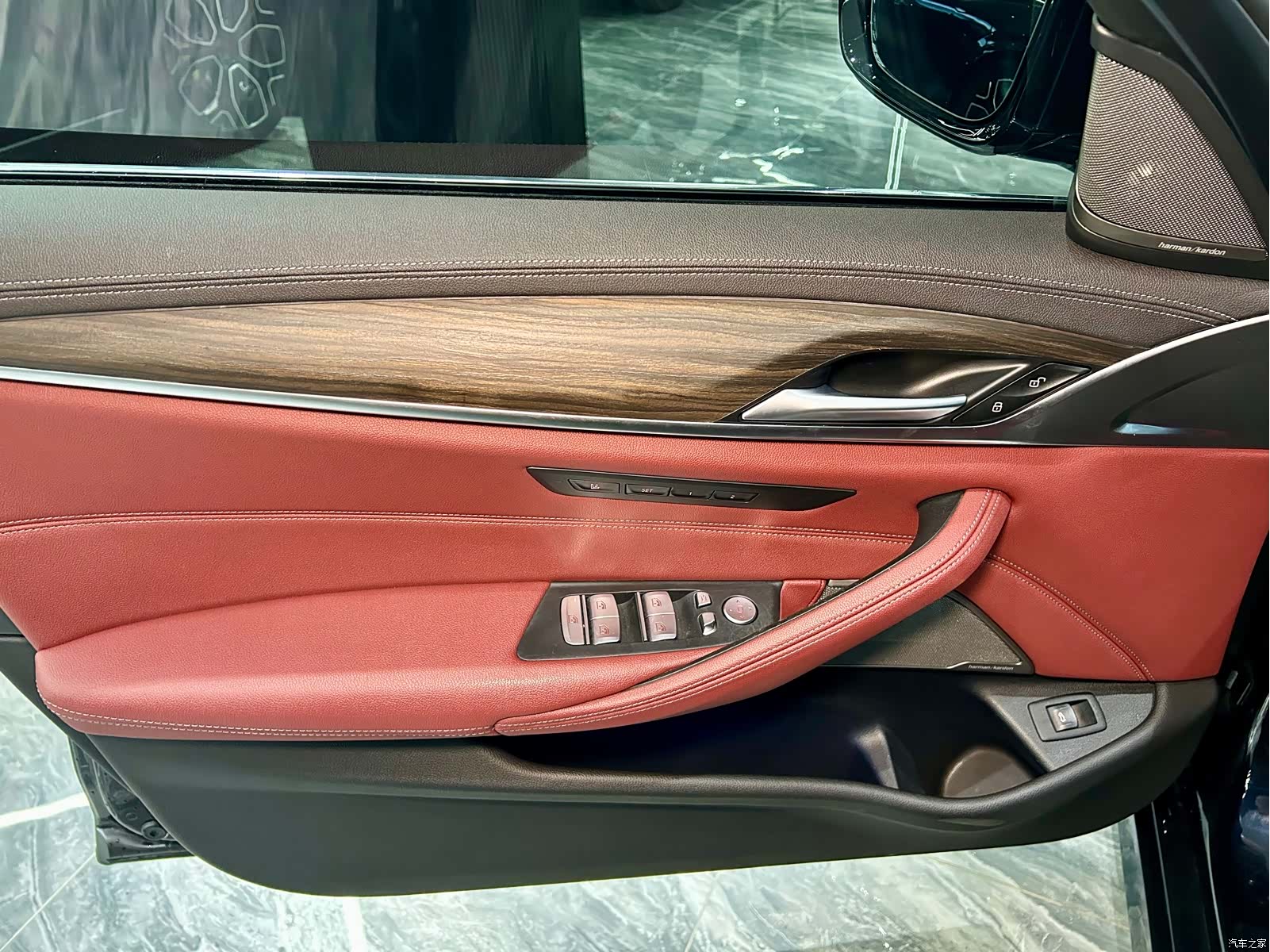 BMW 5 Series, 2021 23
