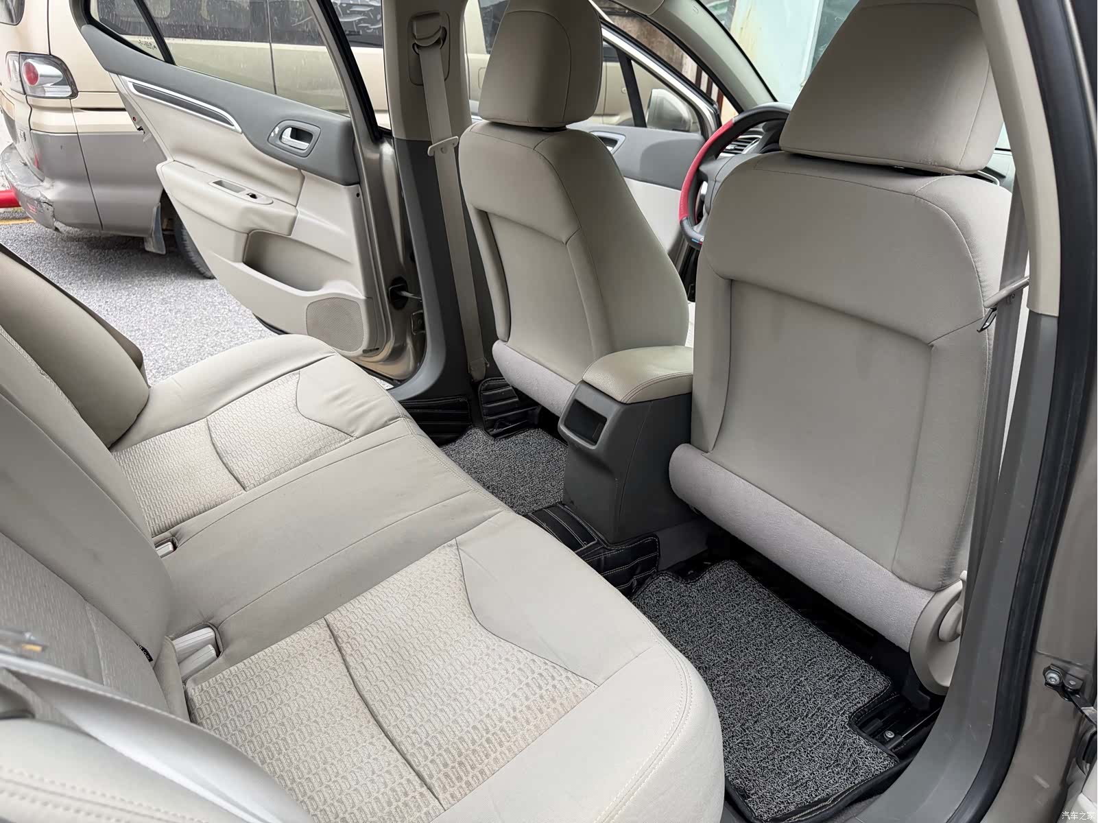 Citroen C4, 2015 10