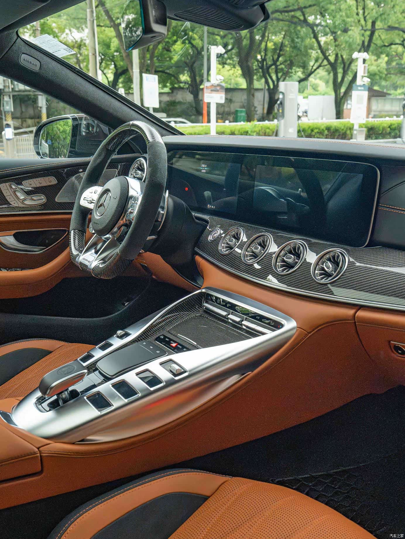 MG AMG, 2019 15