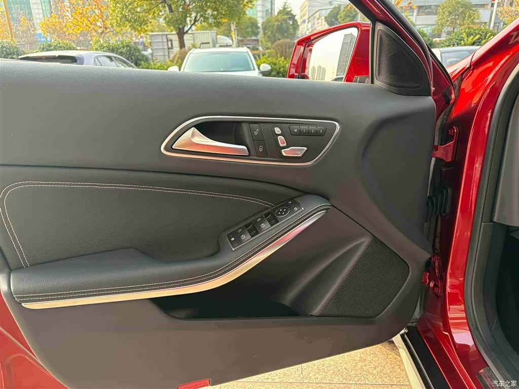 Mercedes-Benz GLA, 2017 4