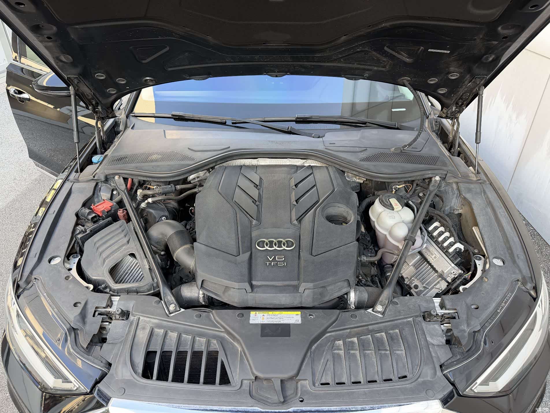 Audi A8L, 2018 9